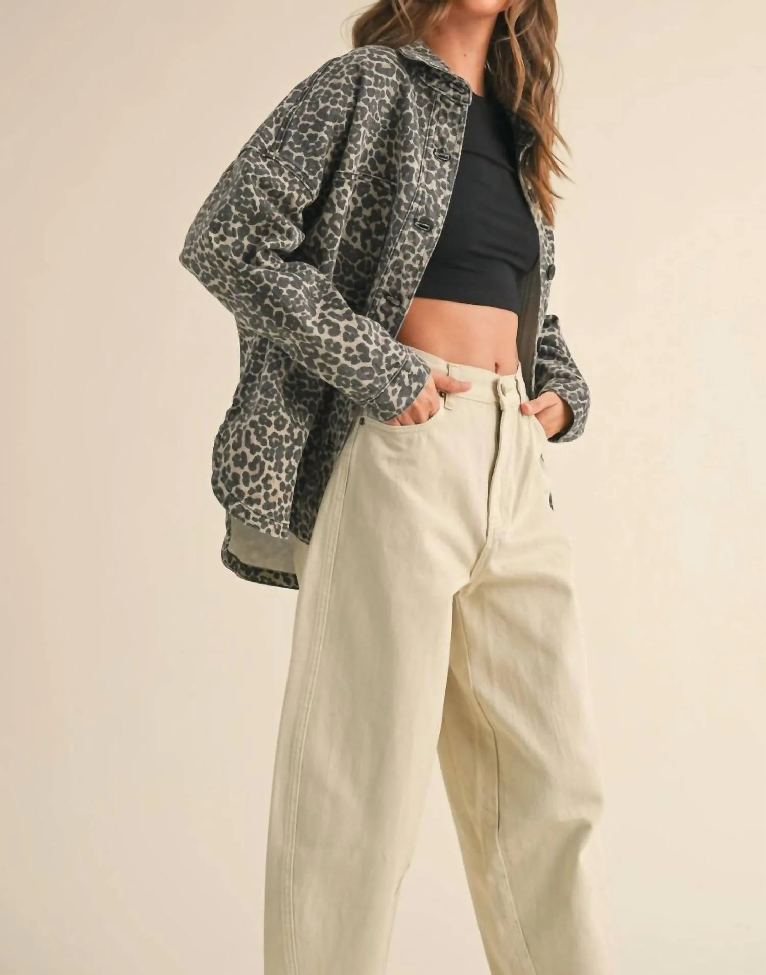 Buena Vista Shacket In Leopard Grey