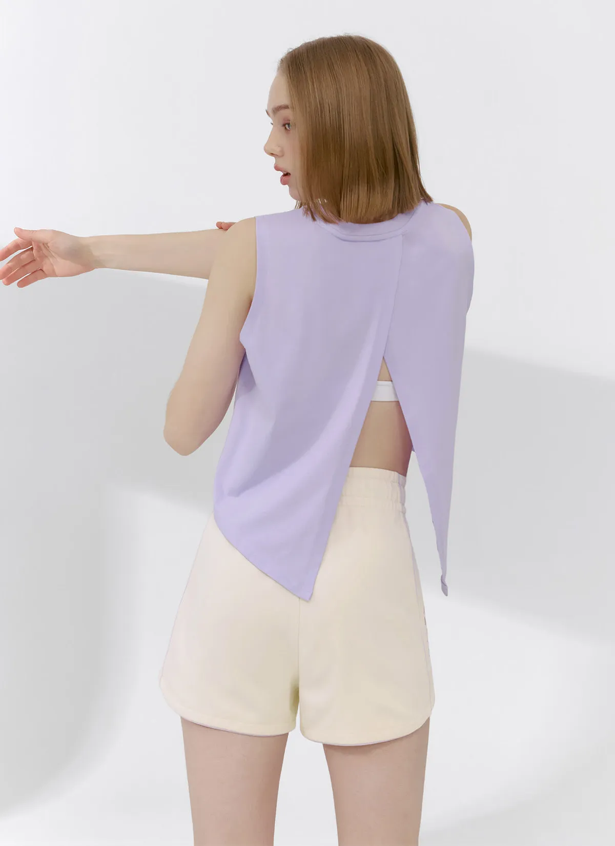 Color Block Piping Curve Shorts