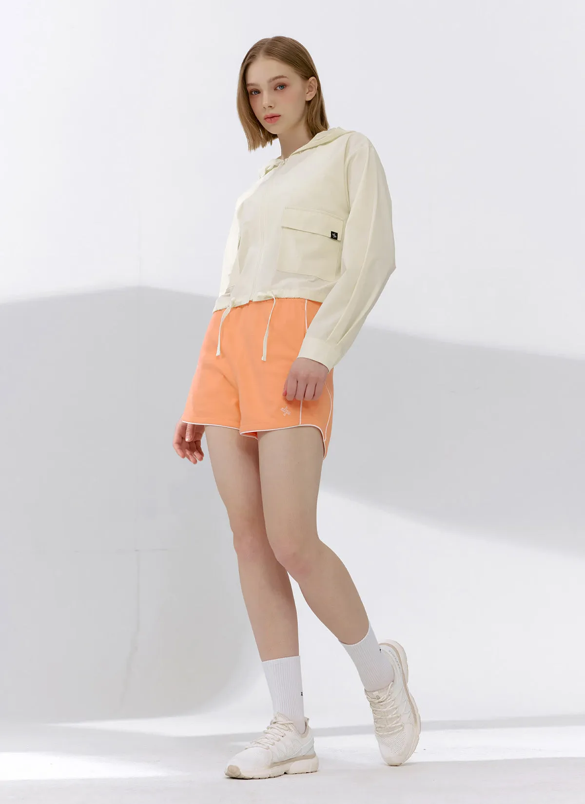 Color Block Piping Curve Shorts
