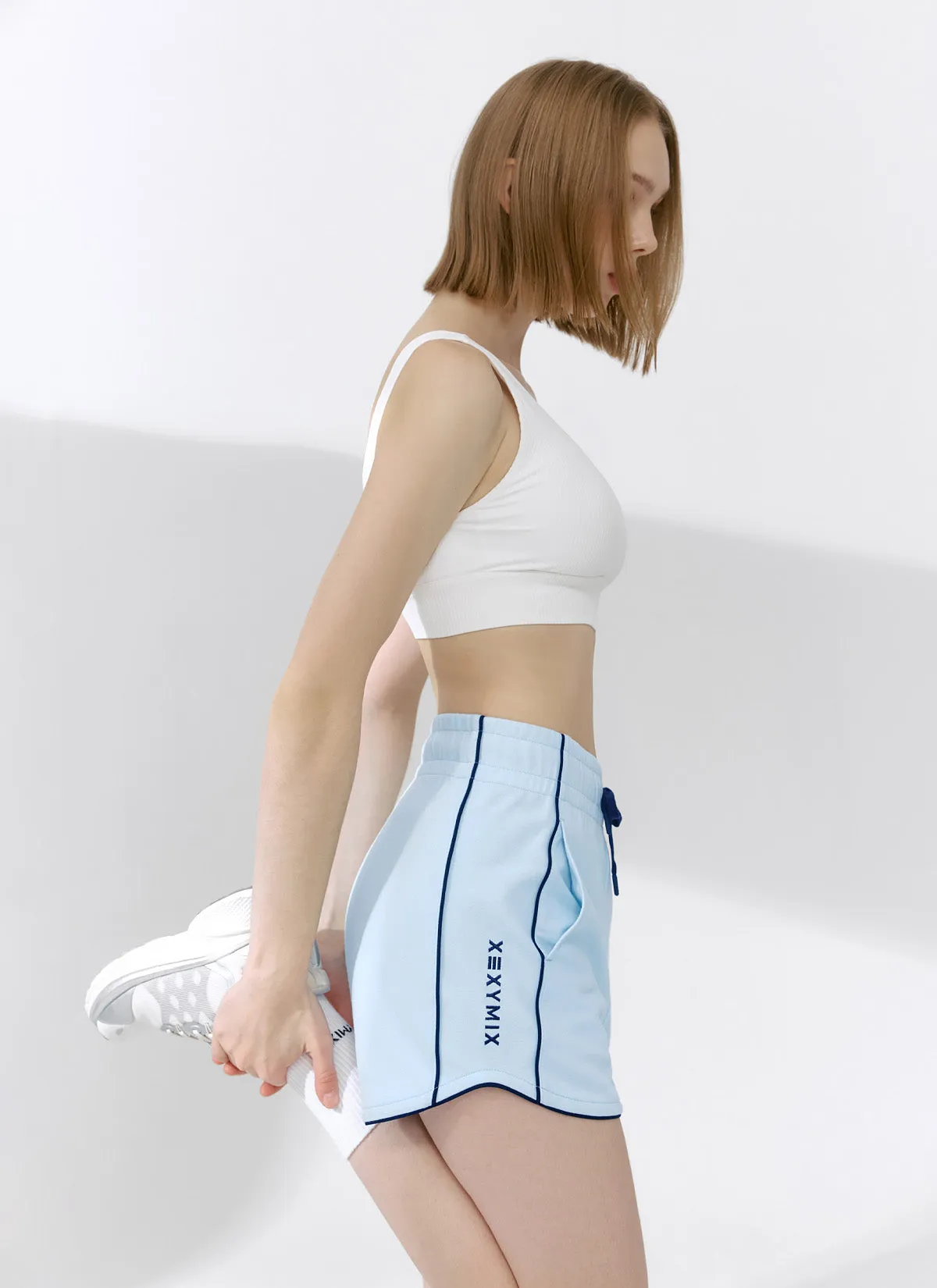 Color Block Piping Curve Shorts