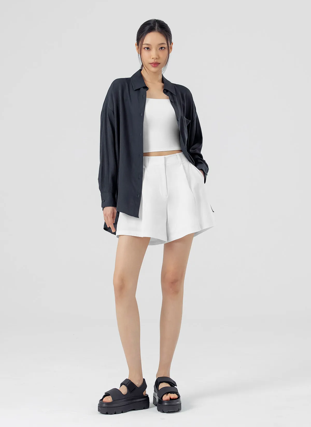 Comfort Office One Tuck Shorts