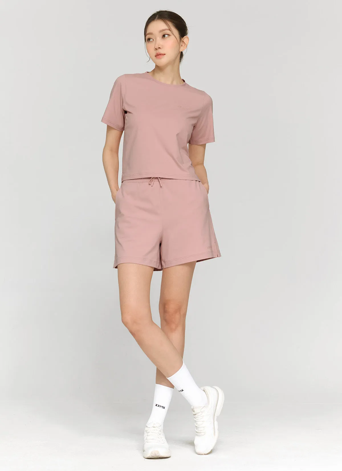 Daily Feather Life Basic Shorts