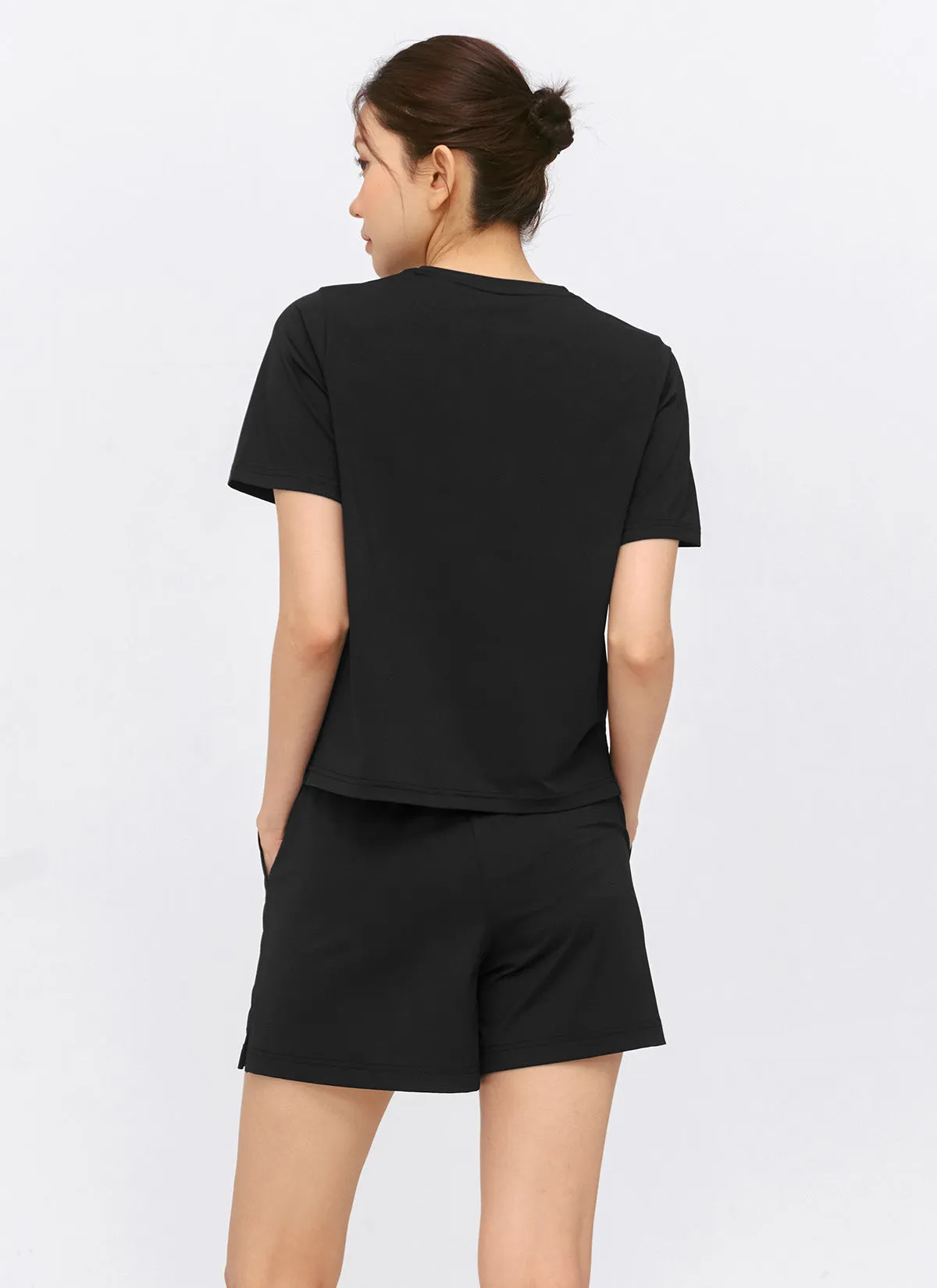 Daily Feather Life Basic Shorts