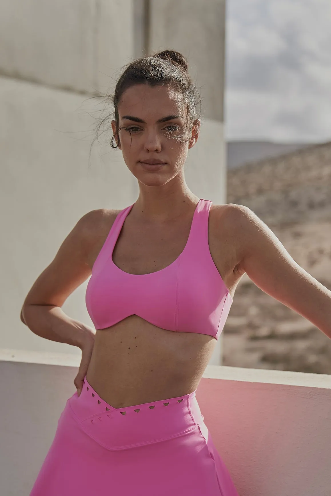 Dreamy Cutout Yoga Multiple Drinks at Once Club High-impact encapsulation sports bra,Seamless racerback workout bra,Breathable cross-strap sports bra,Plus-size high-support sports bra,Running bra with bounce control Unisex