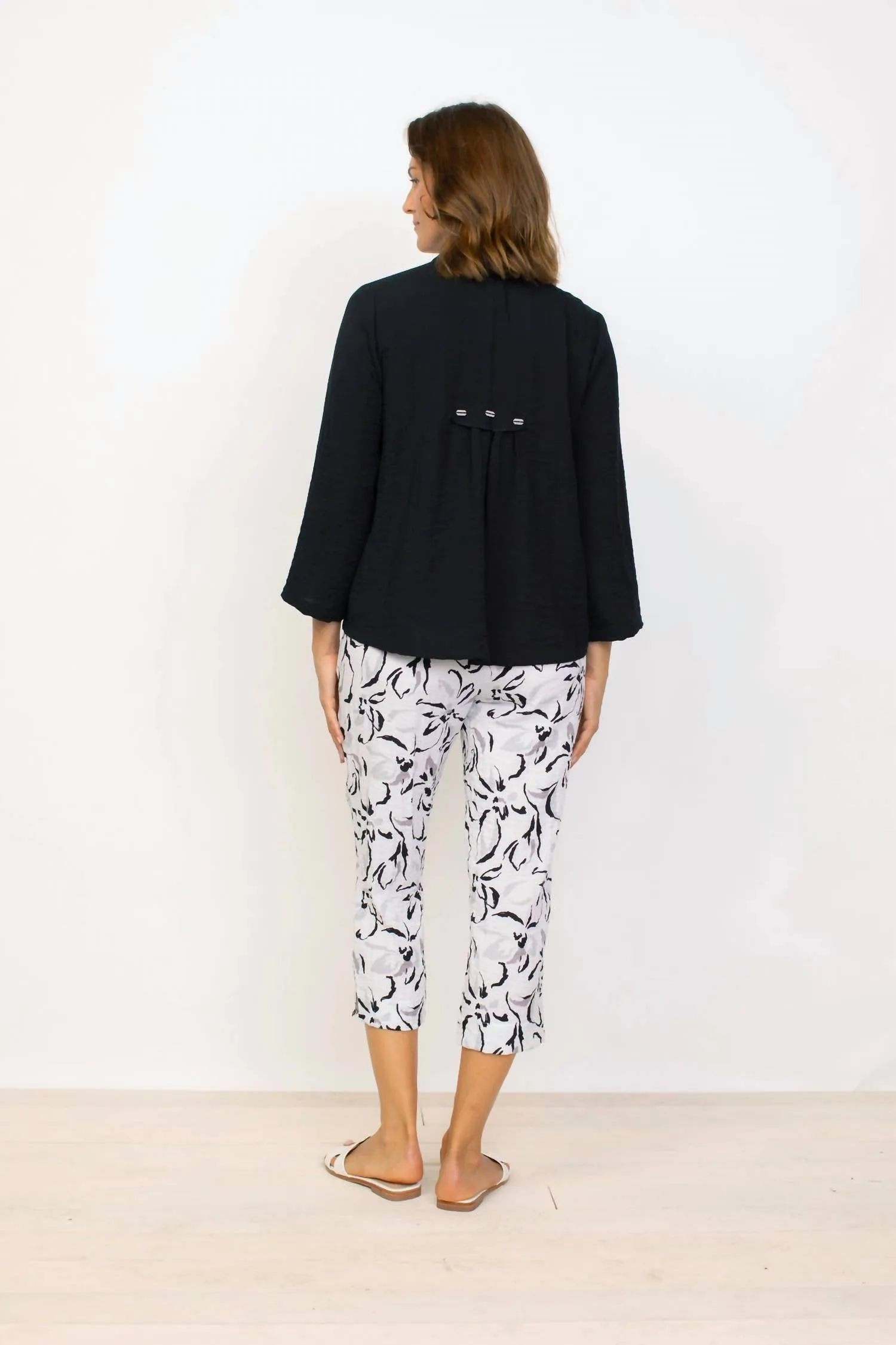 Express Travel Pleat Back Jacket In Black