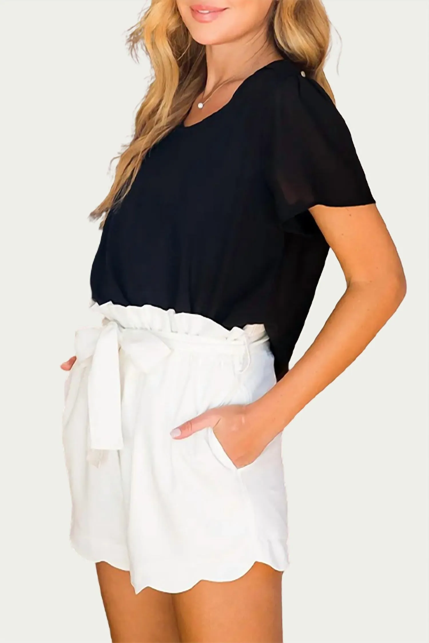 High-Waisted Scallop Trim Shorts In Ivory