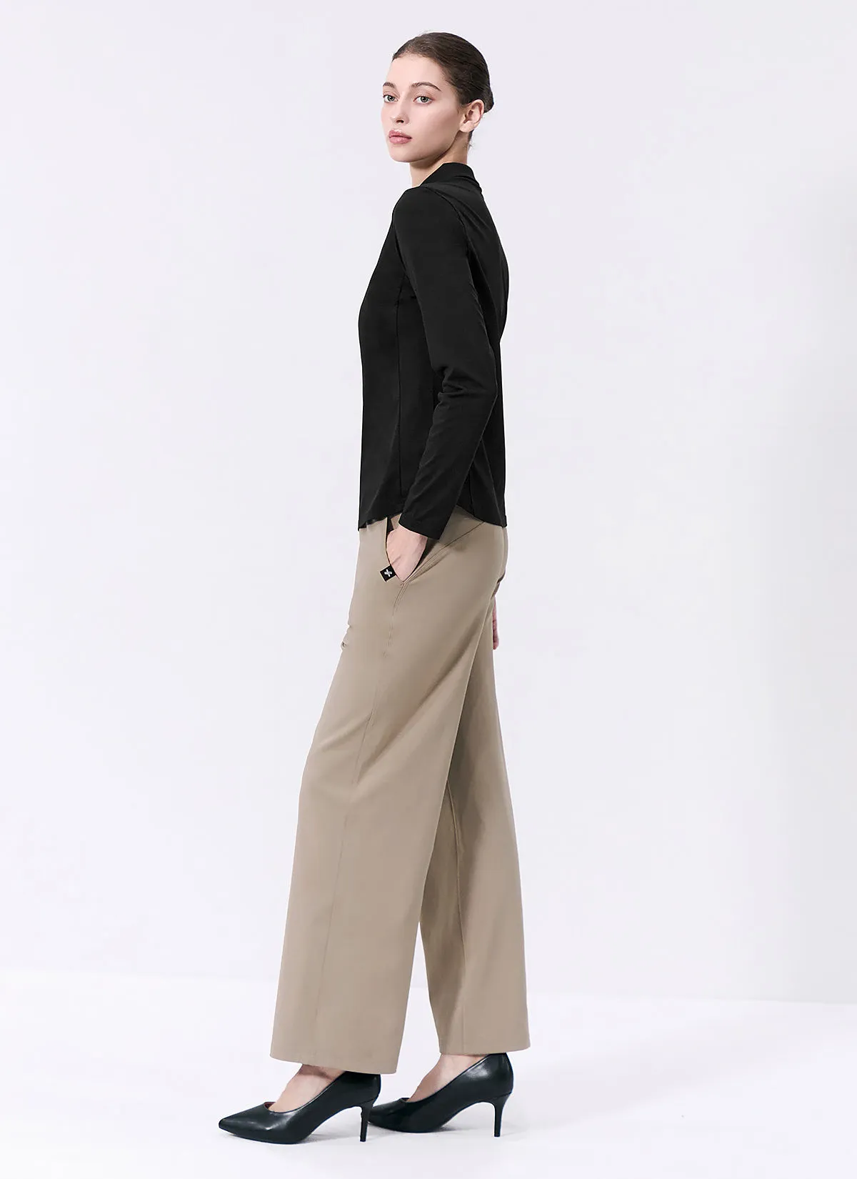 Holding Warm Fluffy Wide Pants