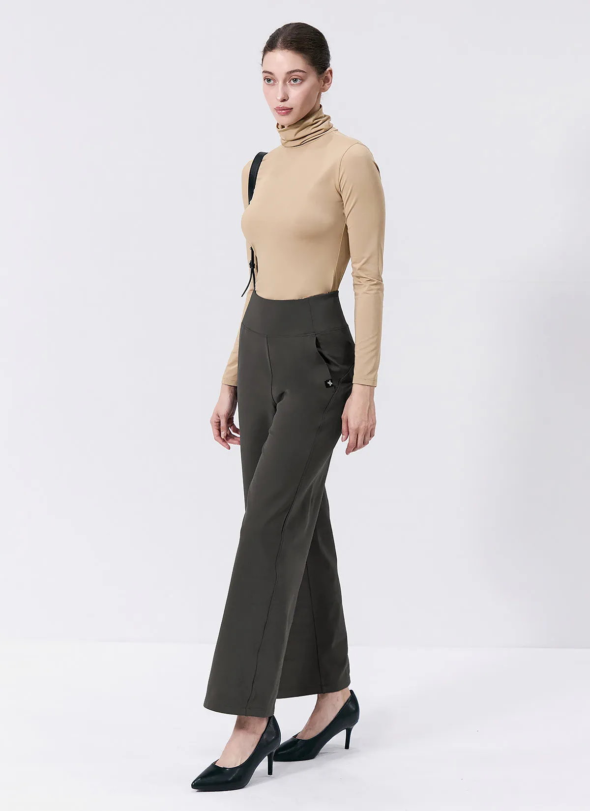 Holding Warm Fluffy Wide Pants