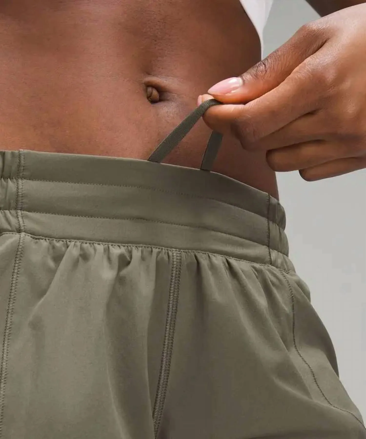 Hotty Hot High Rise Short In Army Green