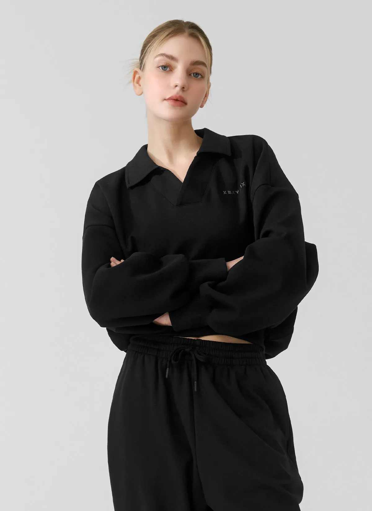 Logo Collar Crop Sweatshirt