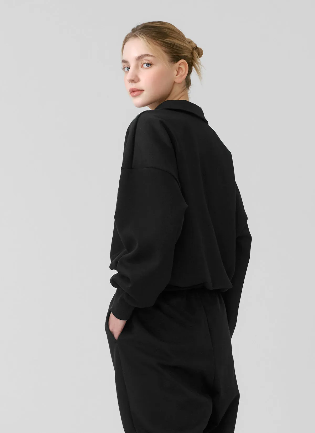 Logo Collar Crop Sweatshirt