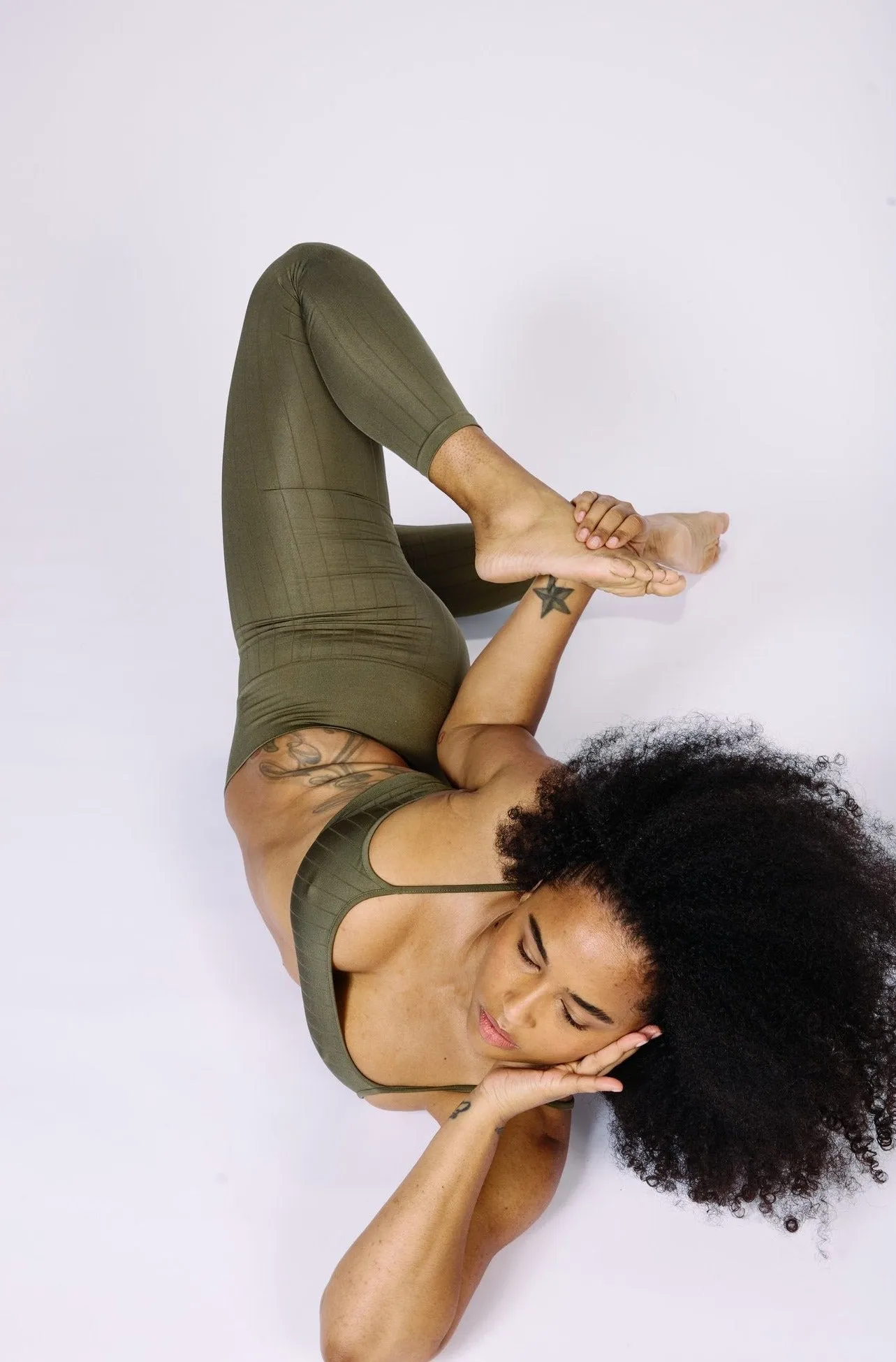 NOURISH FLAT RIBBED Leggings | Olive