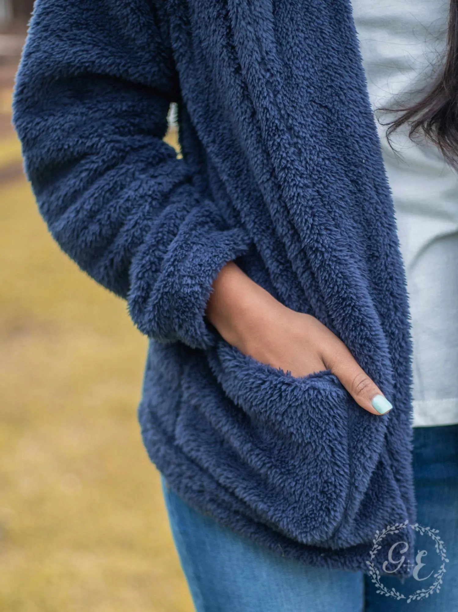 Oh So Soft Hooded Sherpa With Pockets Jacket In Navy