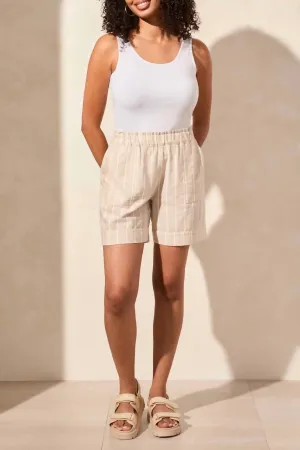 Pull-On With Ruffle Waist Band Short In Safari