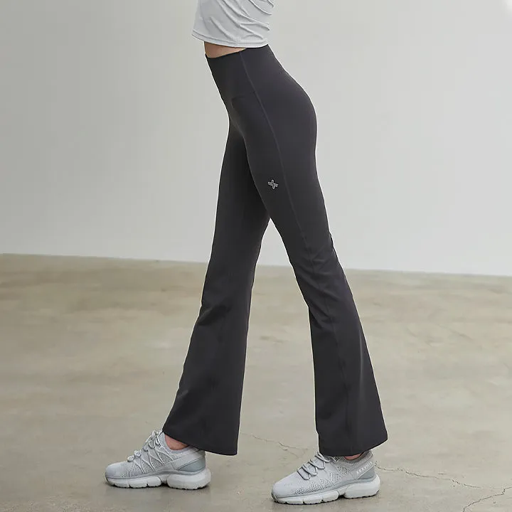 XELLA? Intension Bootscut Pants 10"