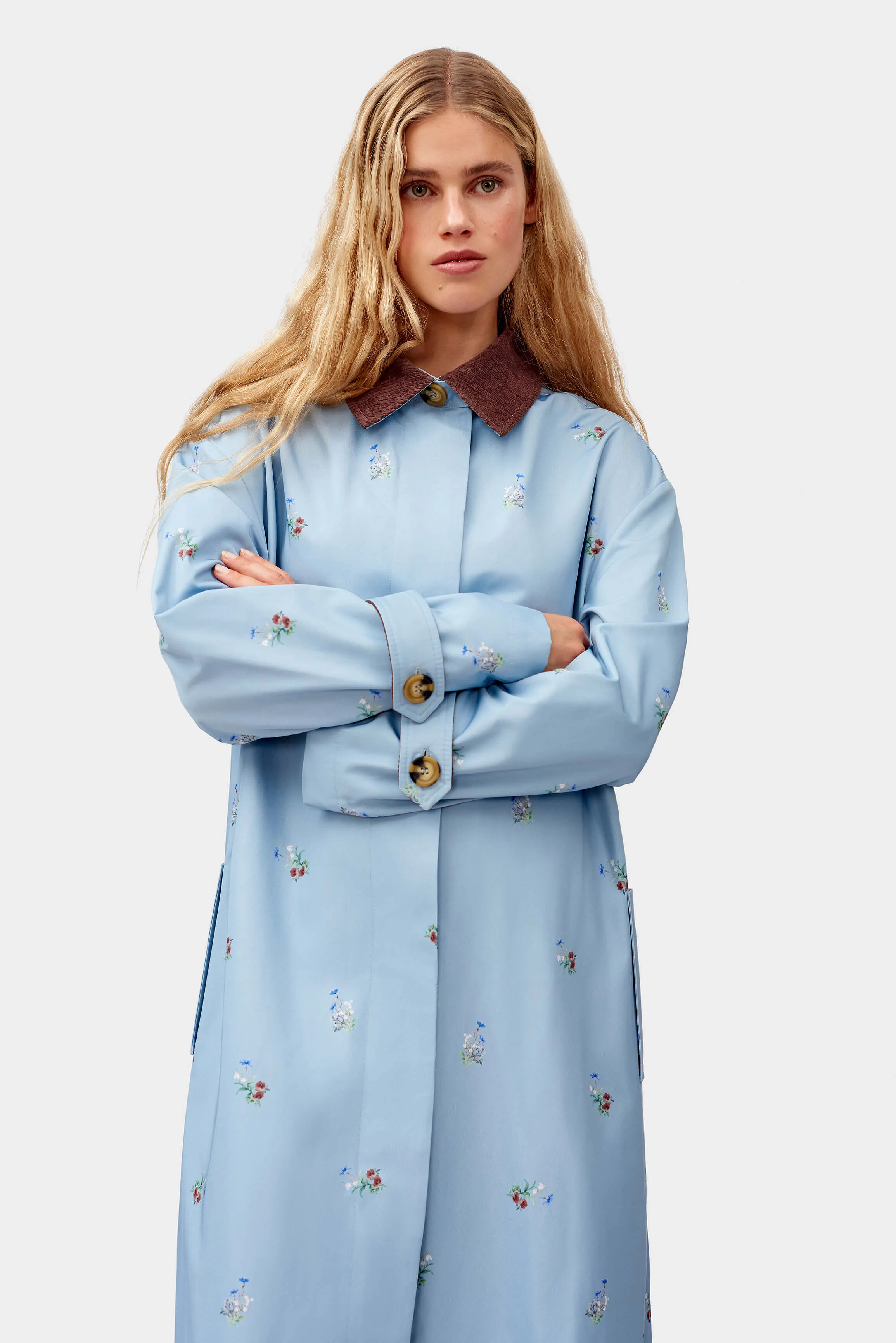Yason Flower Trench Coat in Blue