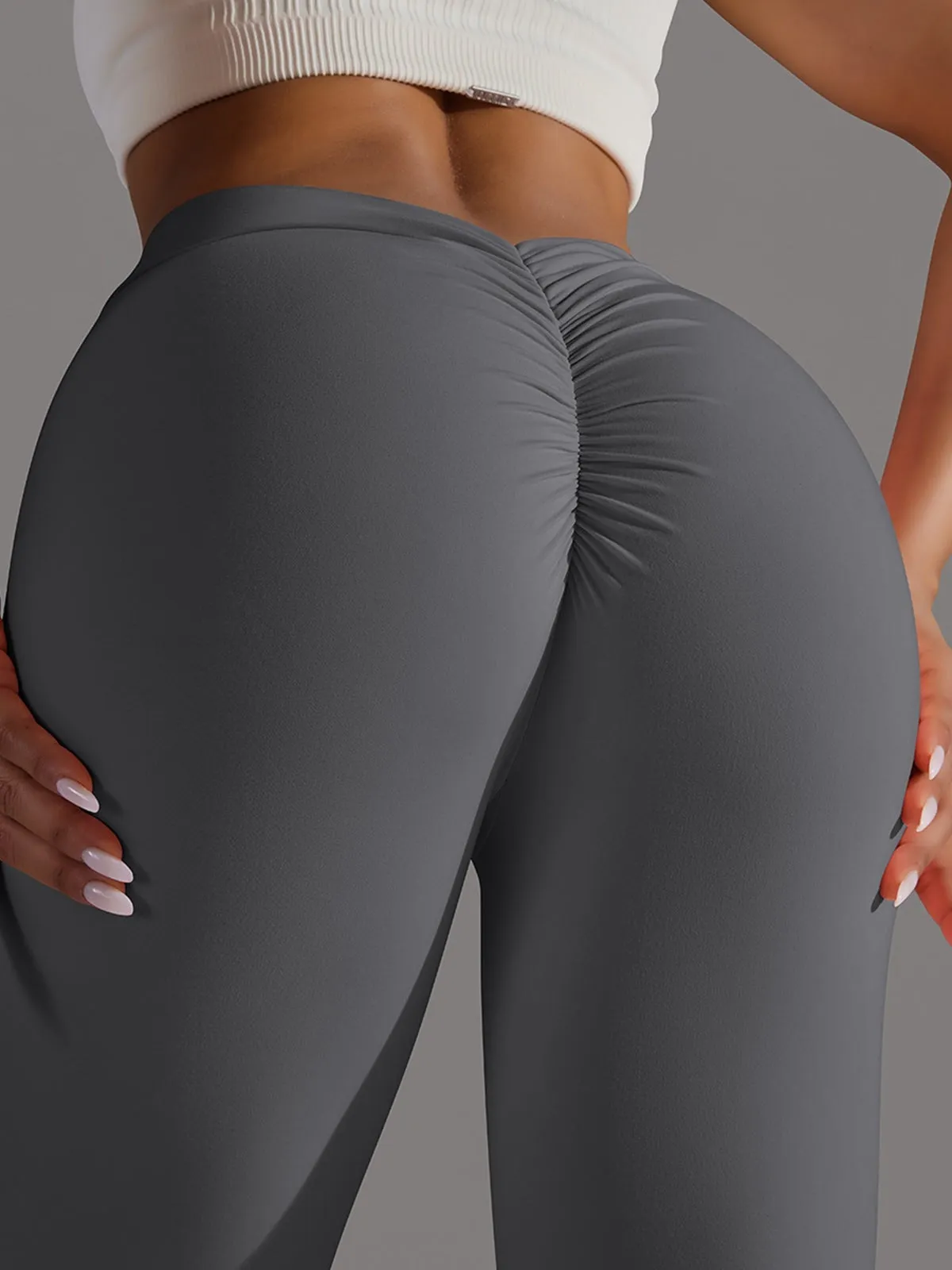 ZASUWA Female Deep V Back Scrunch Bum Leggings