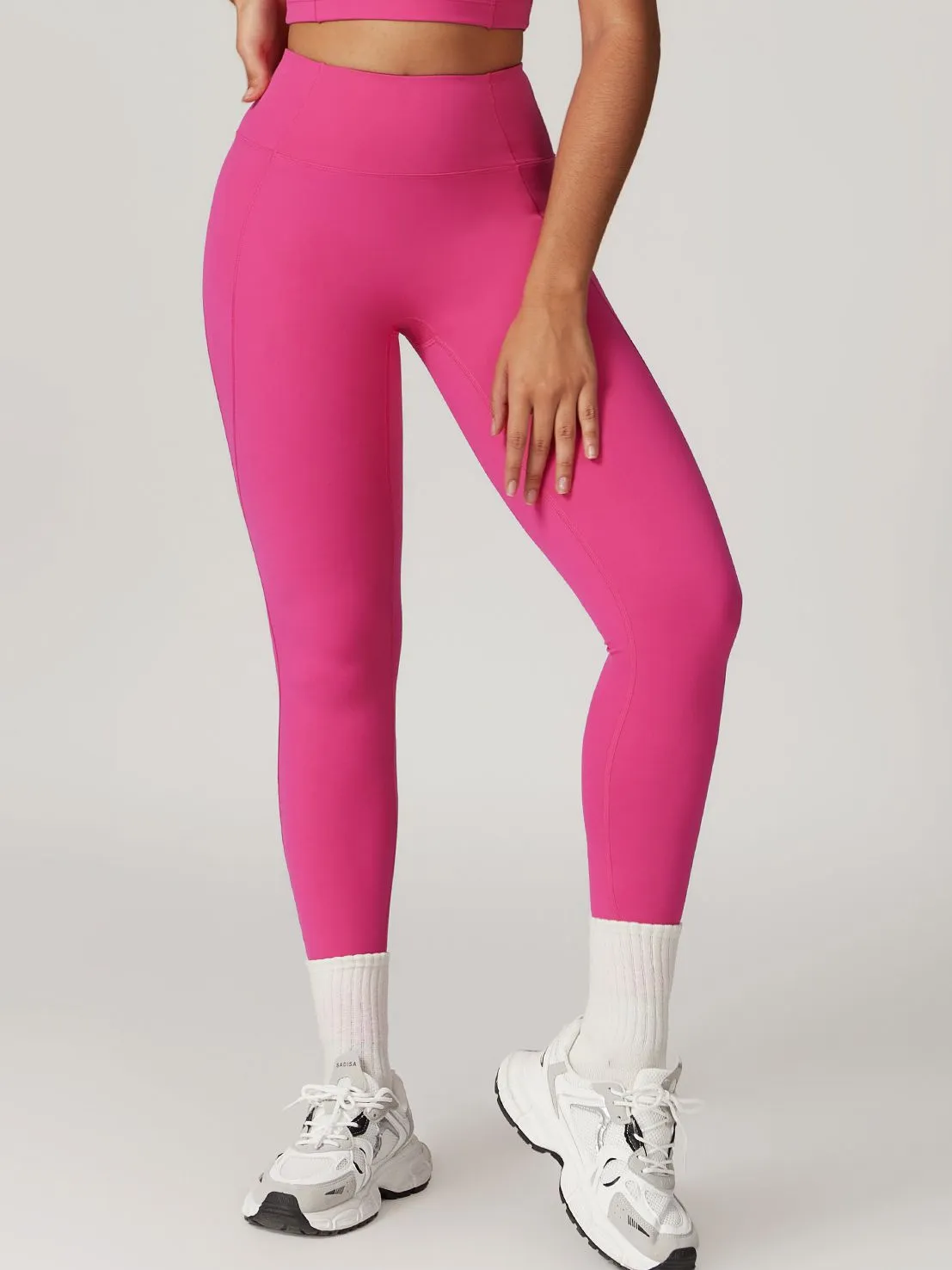 ZASUWA Female High-waisted Hip-lift Quick Dry Elastic Tight Scrunch Bum Leggings