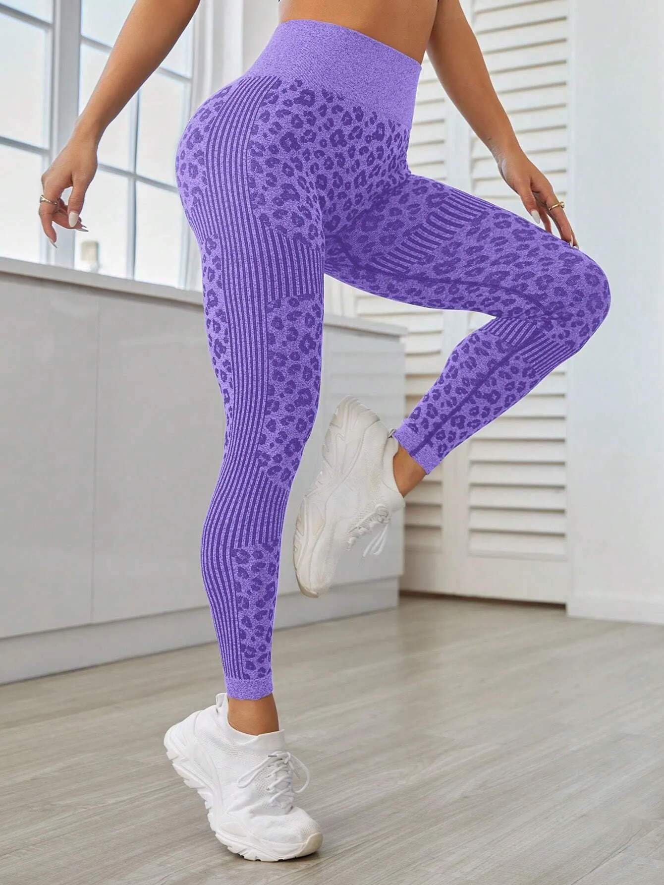 ZASUWA Female Leopard Print Quick-dry Booty Leggings