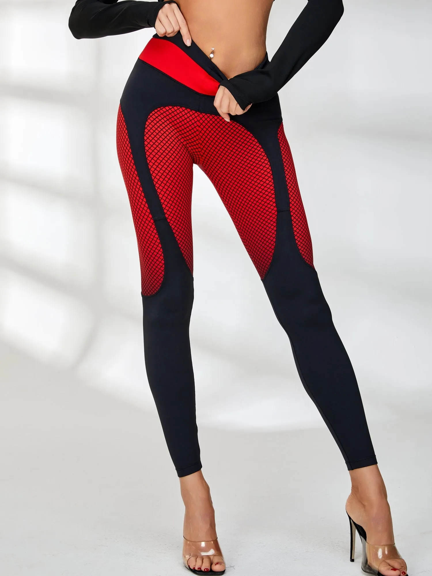ZASUWA Female Pop Style Contrast Color Unique Twist With Pads Tracksuit