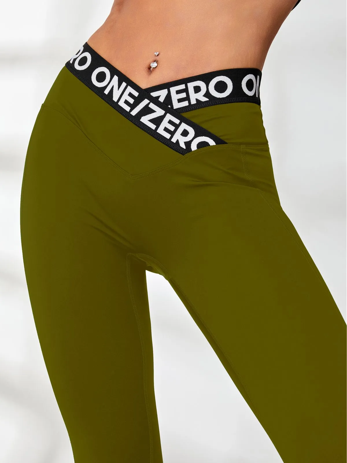 ZASUWA Female Print Contrast Color V-shape Waist Leggings