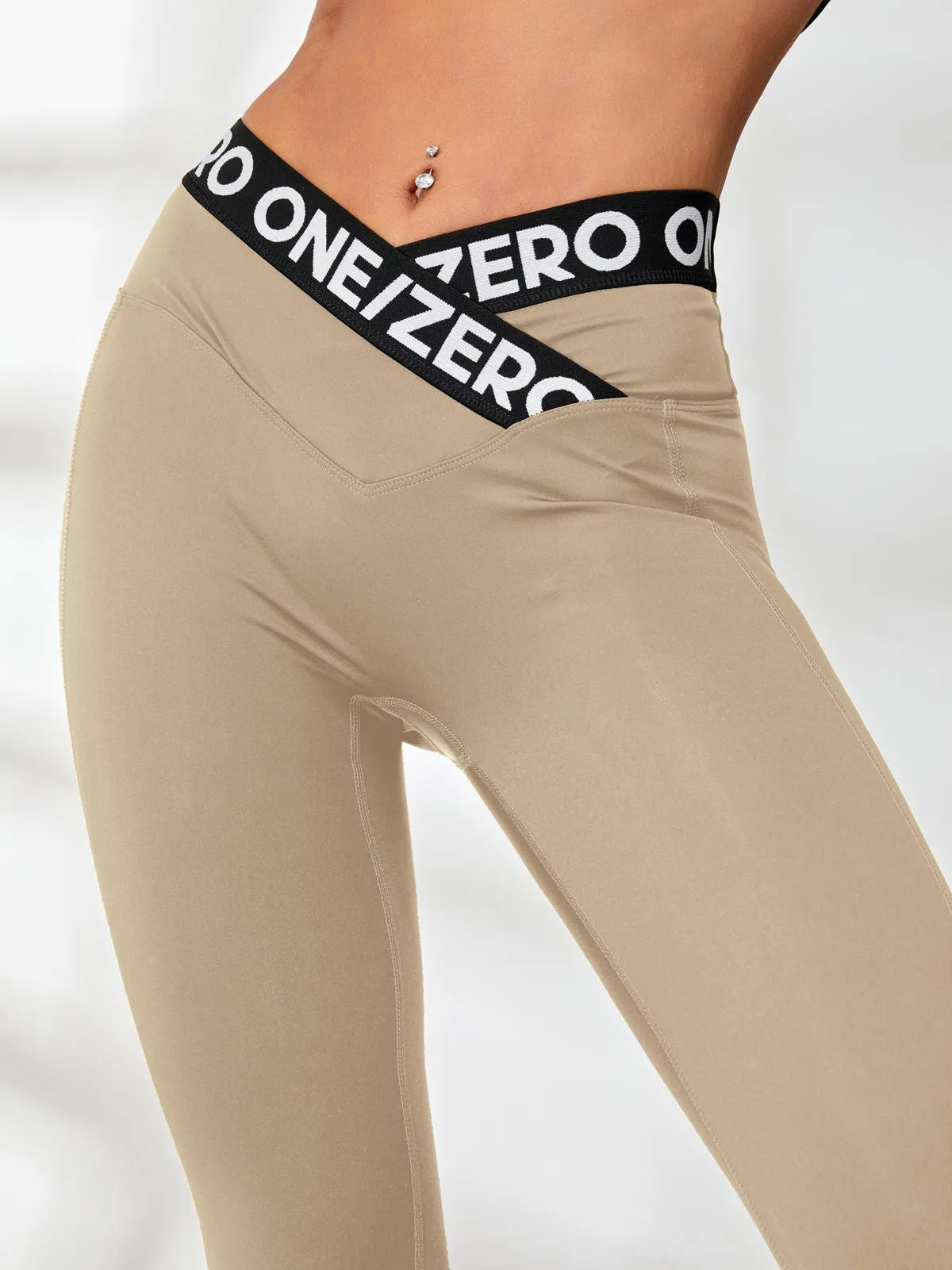 ZASUWA Female Print Contrast Color V-shape Waist Leggings