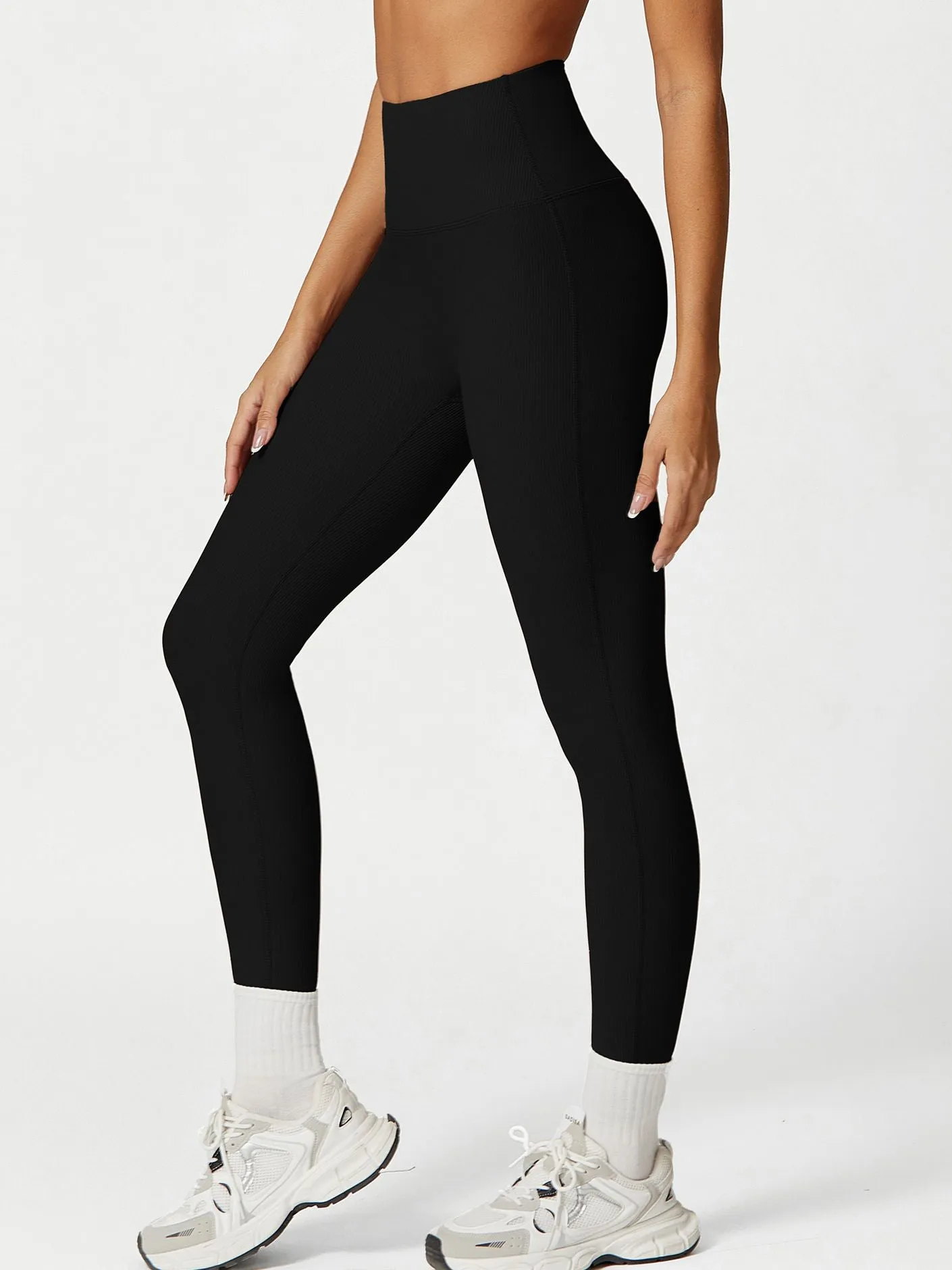 ZASUWA Female Quick-dry Seamless Hip-lift Leggings