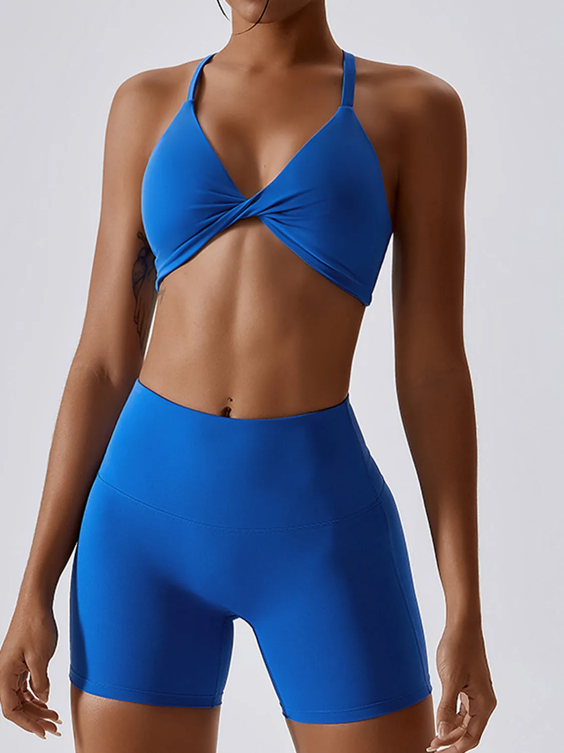 ZASUWA Female Twist Halter Sports Bras